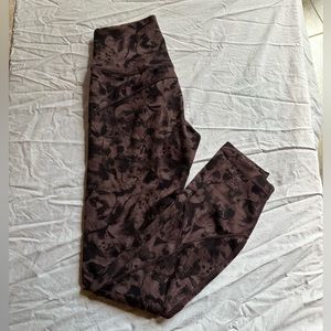 lululemon in movement 25”